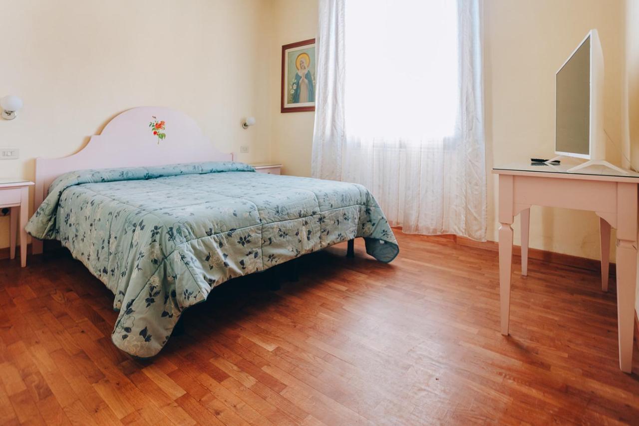 Hotel Savoia E Campana Montecatini Terme Eksteriør bilde
