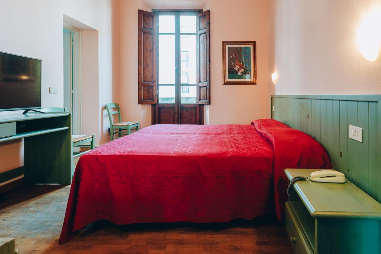Hotel Savoia E Campana Montecatini Terme Rom bilde
