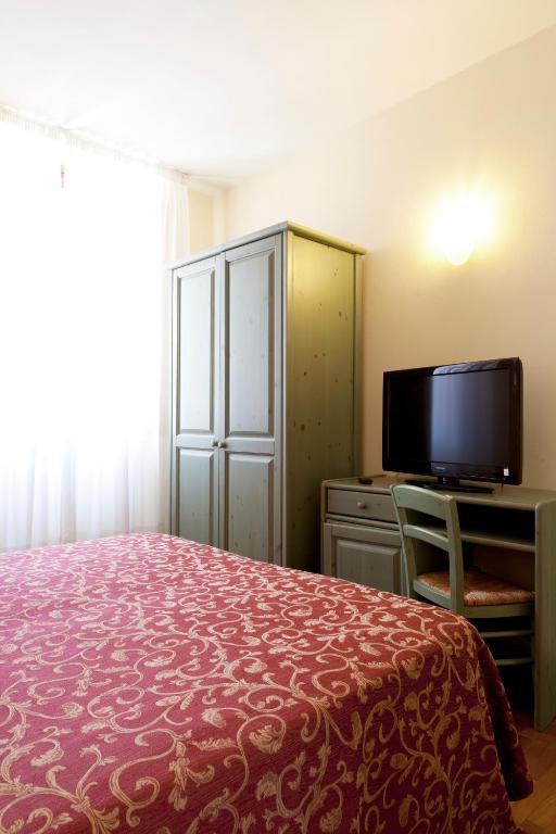 Hotel Savoia E Campana Montecatini Terme Rom bilde